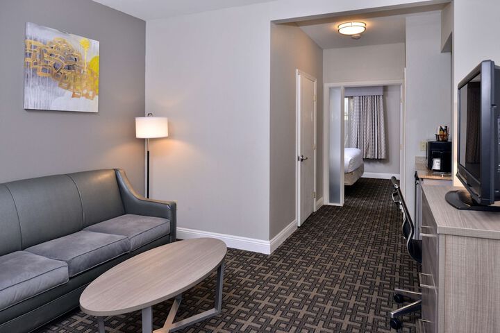 Room 39 of 46