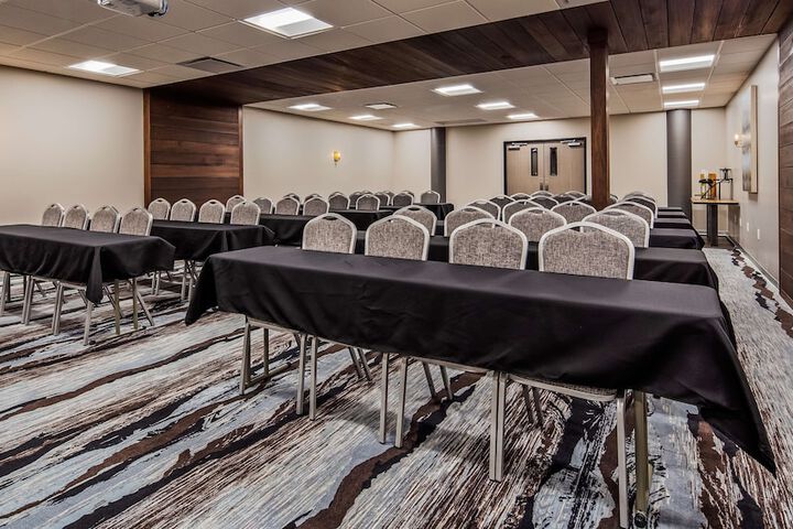 Best Western Premier Des Moines-Ankeny Hotel