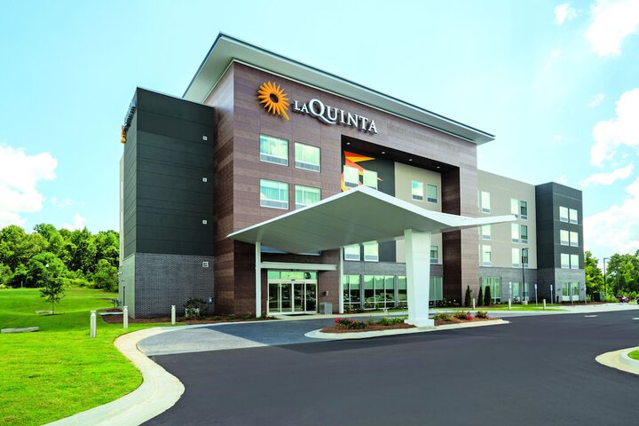 La Quinta Inn & Suites by Wyndham Opelika Auburn