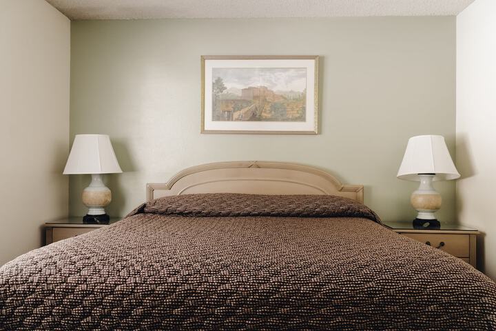 Room 25 of 51