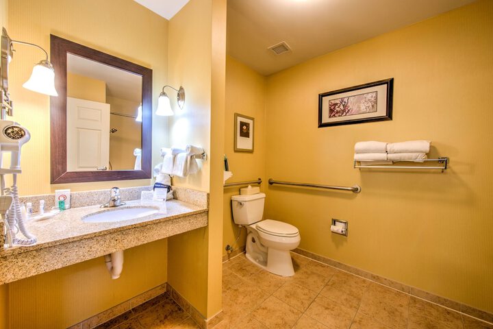 Comfort Suites Urbana Champaign University Area
