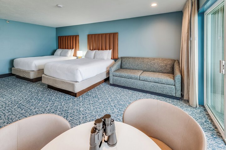Room 63 of 100