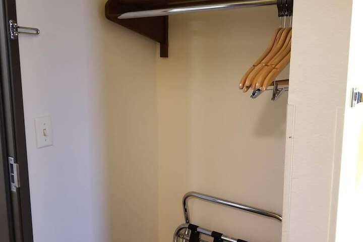 Room 201 of 232