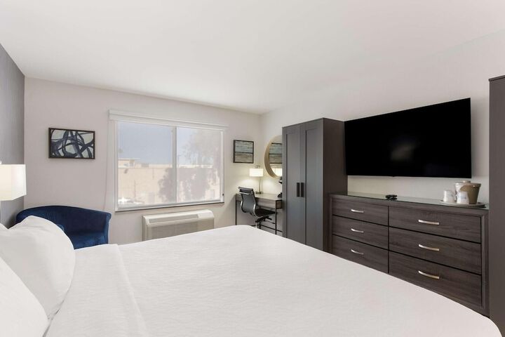 Room 36 of 45