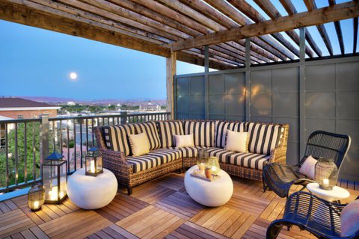 Suite 95 of 200