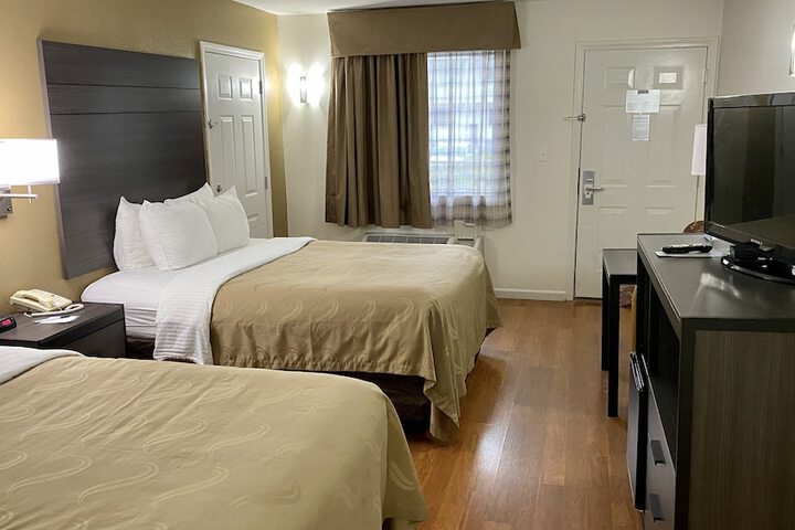 Quality Inn Branson - Hwy 76 Central
