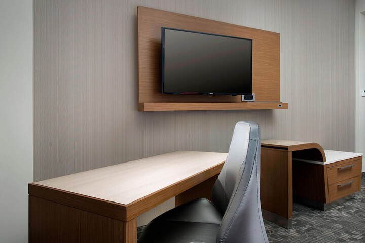 Room 30 of 51