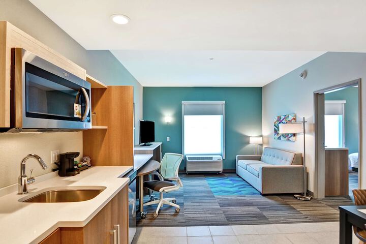 Room 25 of 43