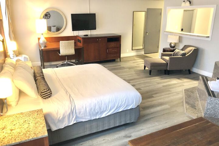 Room 63 of 94