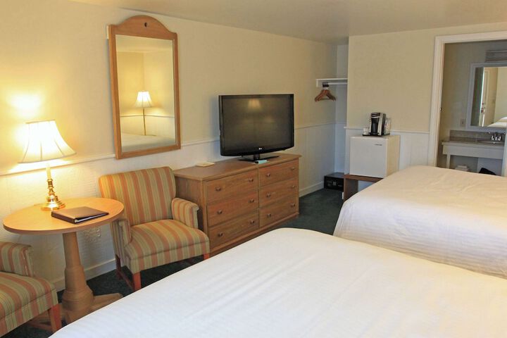 Room 64 of 142