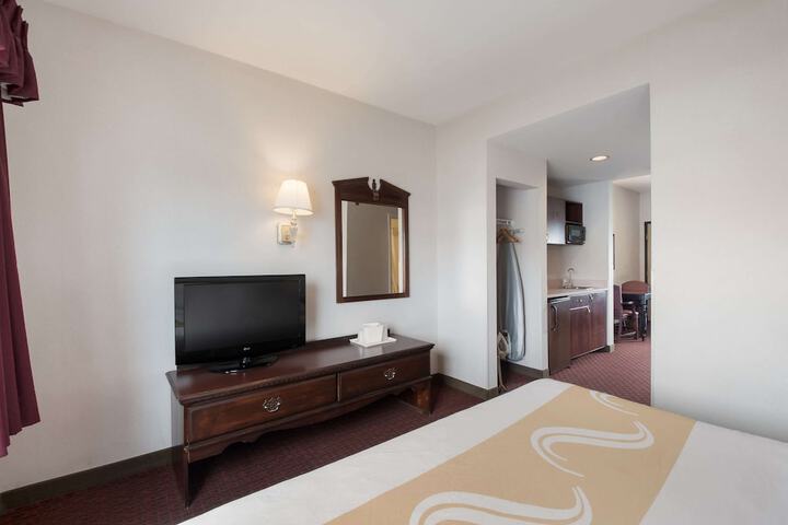 Room 42 of 59