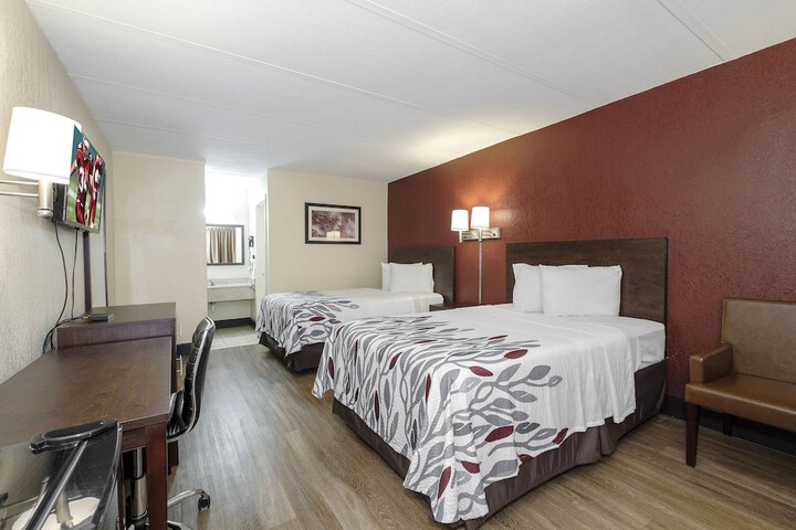 Room 27 of 28