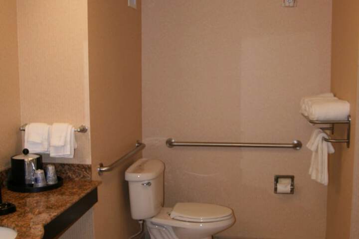 Room 52 of 85