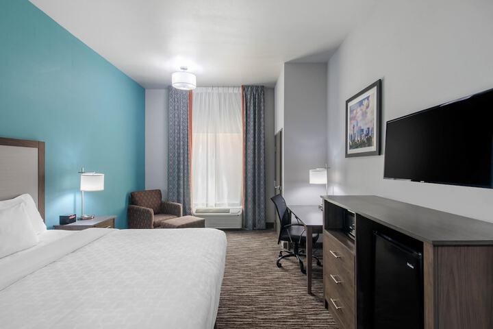 Room 17 of 29