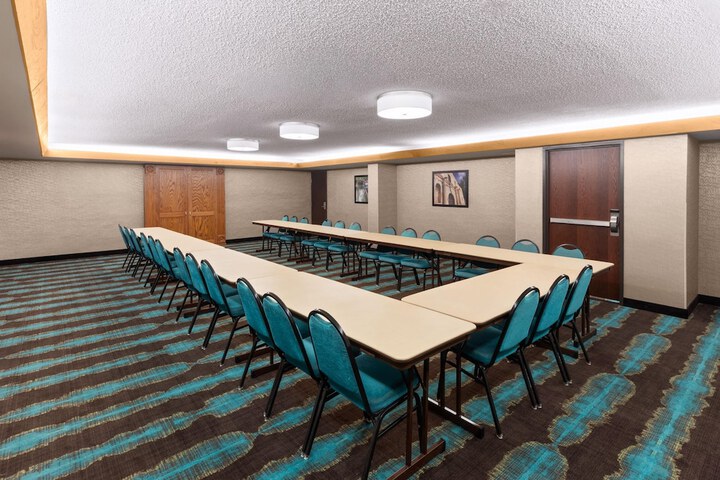 Heritage Inn & Suites San Antonio Airport Trademark Wyndham