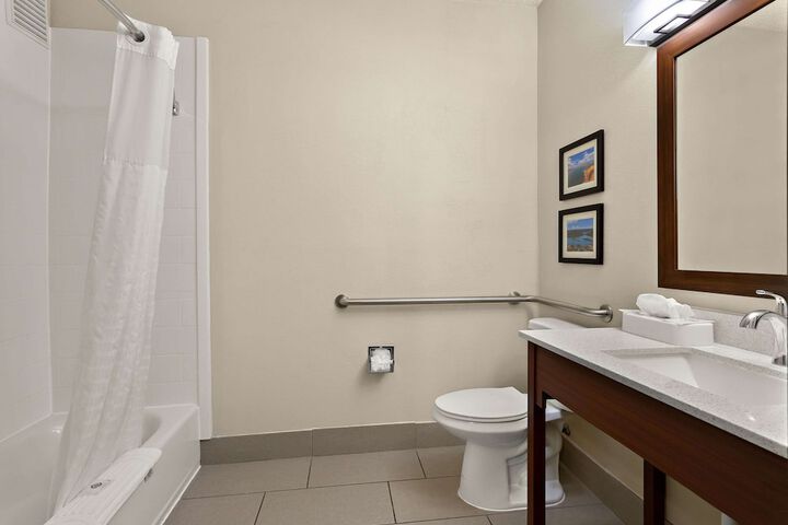 Room 20 of 40