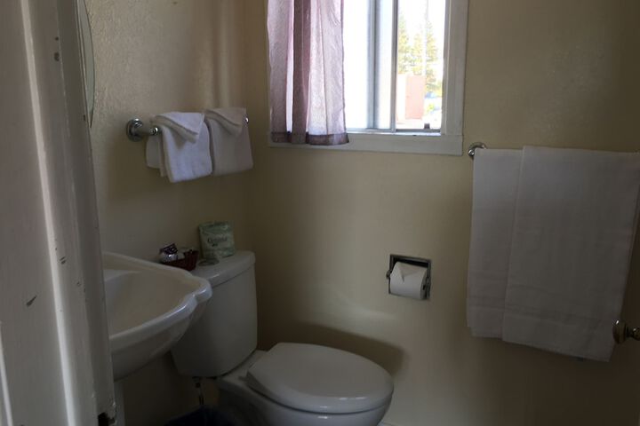 Room 21 of 49