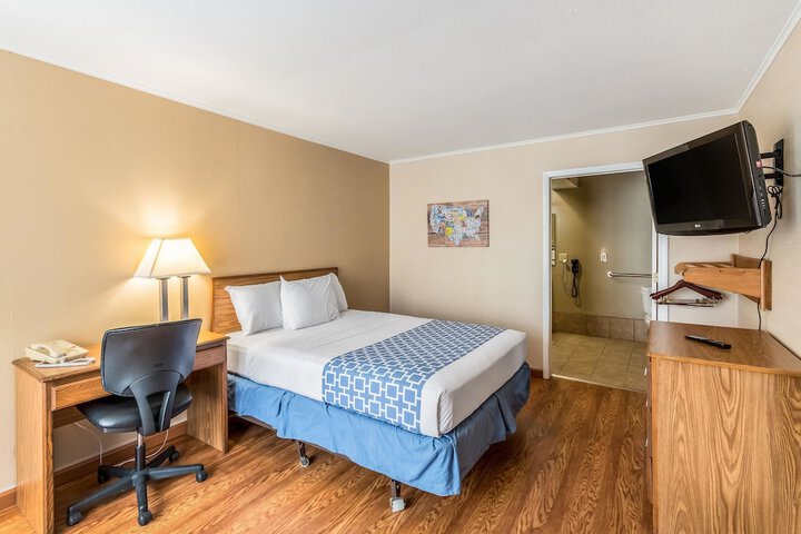 Room 19 of 31
