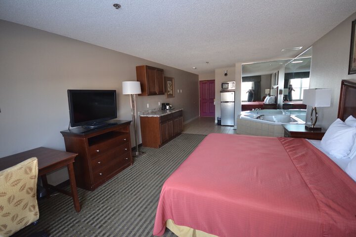 Room 26 of 37
