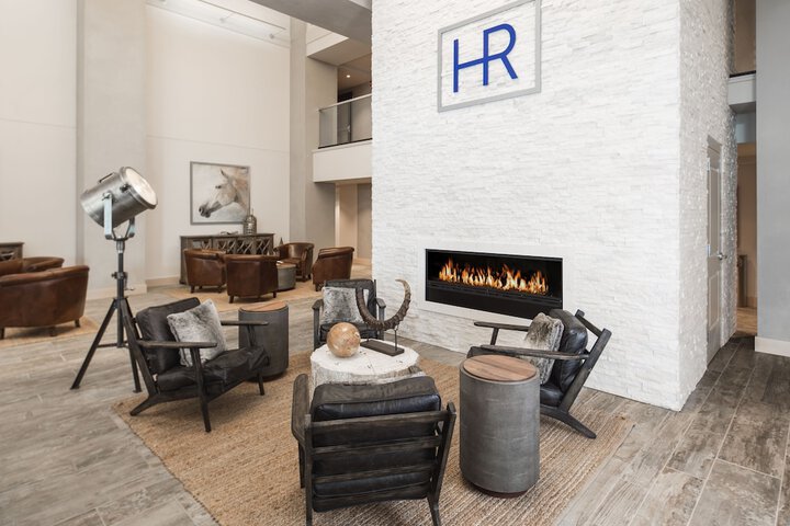 Hotel Renovo Des Moines UrbandaleTapestry Collection Hilton