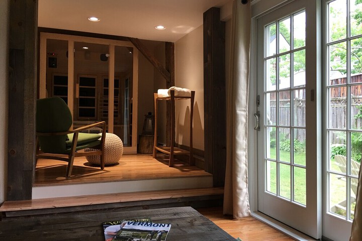 The Woodstocker B & B