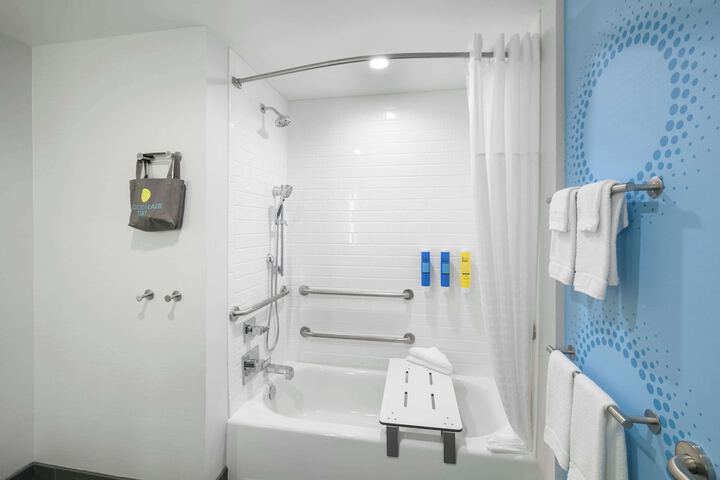 Tru by Hilton Norco Eastvale