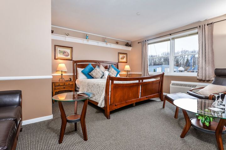 Room 256 of 279
