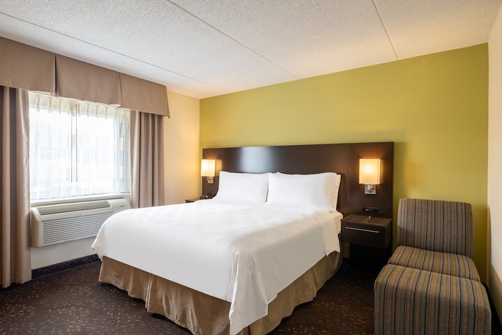 Holiday Inn Greensboro Coliseum by IHG