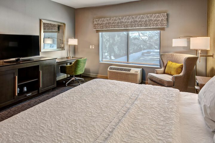 Room 12 of 24