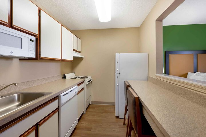 Extended Stay America Suites Cleveland Great Northern Mall