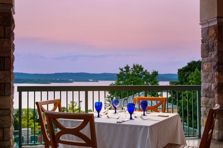Chateau on the Lake Resort Spa and Convention Center