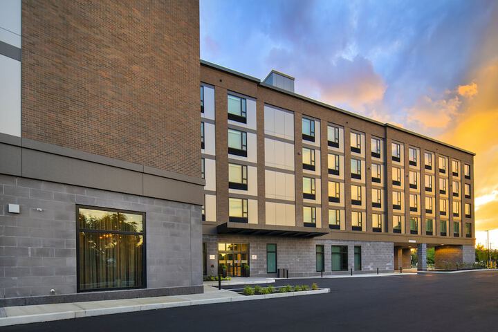 Hotel 6 of 59