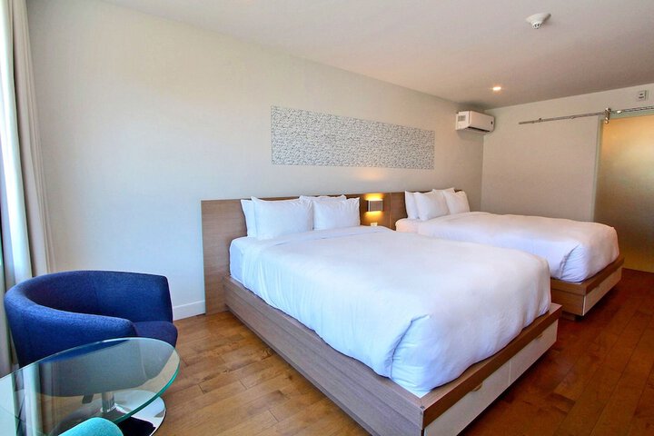 Room 45 of 112