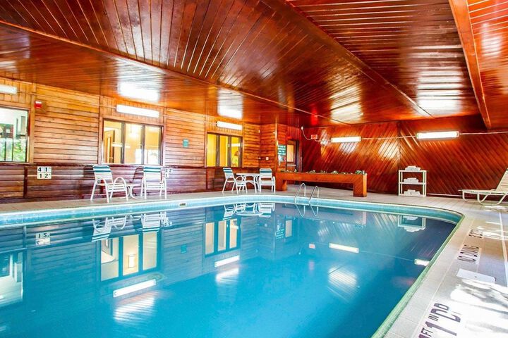 Pool 10 of 68