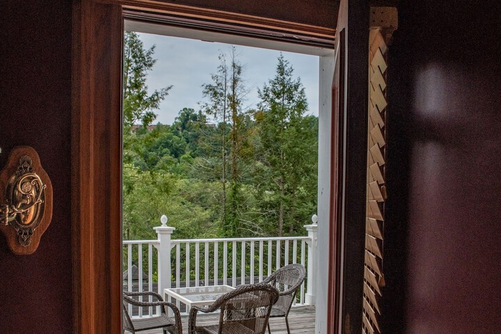 Elk River Hotel