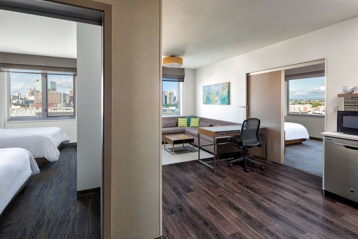 Room 11 of 29
