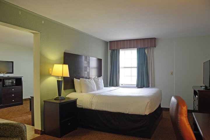 Quality Inn & Suites Covington