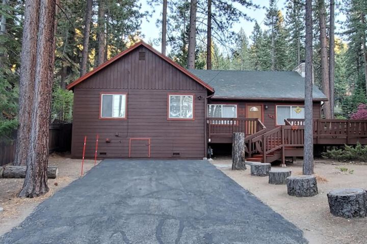 Zephyr Cove Cabin - Walk to Lake and Beach