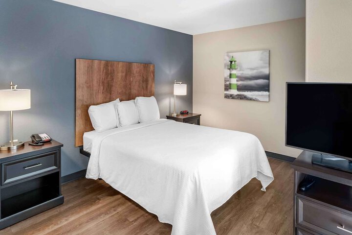 Room 21 of 30