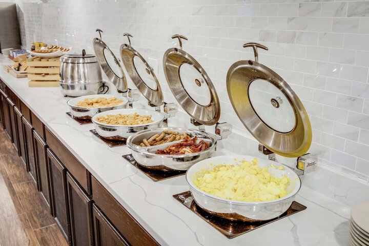 Breakfast/Coffee Service 50 of 56