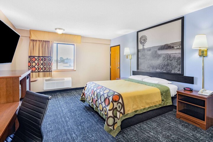 Super 8 by Wyndham Valentine NE