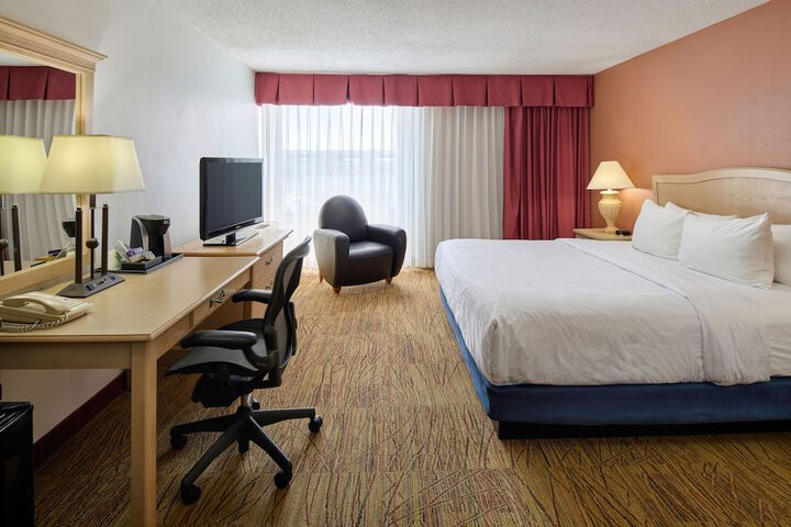 Room 21 of 30