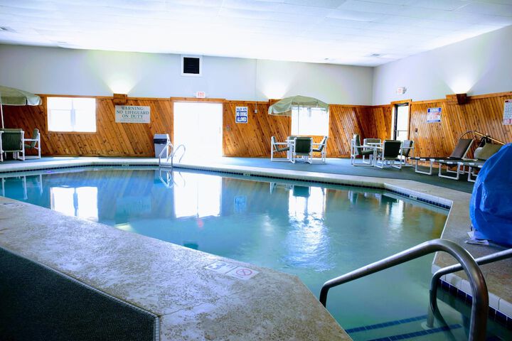 Country Inn & Suites by Radisson Sparta, WI