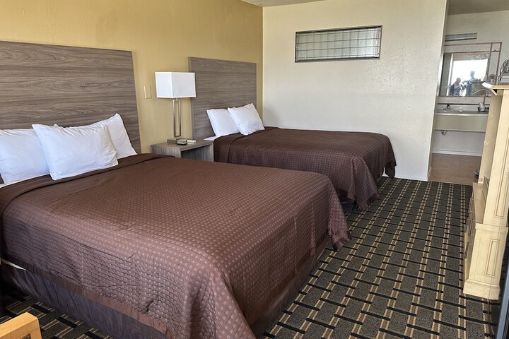 Room 20 of 26