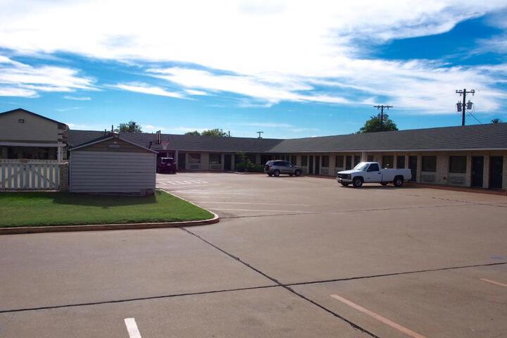 Regency Inn