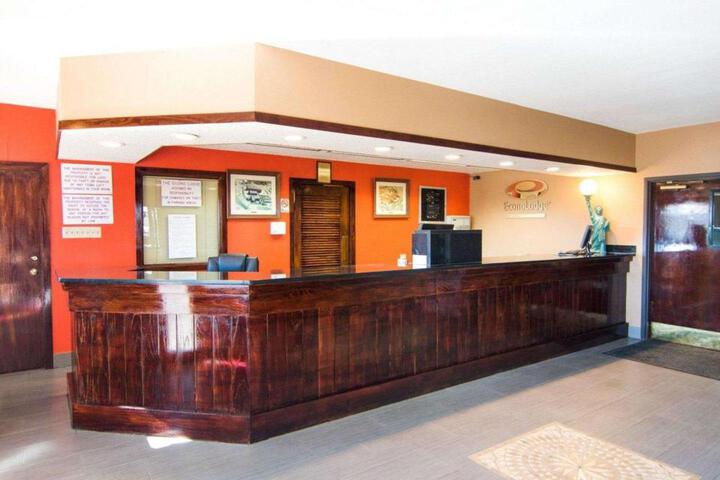 Econo Lodge Wichita Falls Downtown