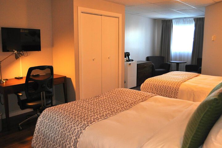 Room 7 of 25