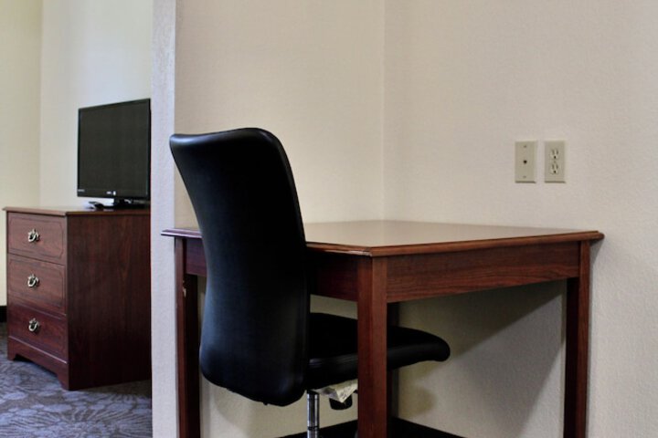 Room 7 of 36