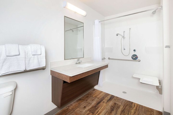 WoodSpring Suites Savannah Pooler