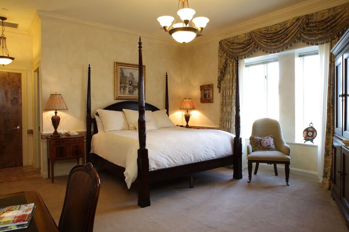 Room 18 of 29